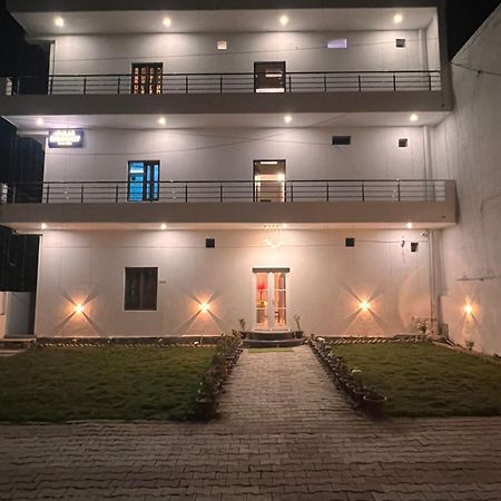 Gulab Residency Hotel Varanasi Exterior foto